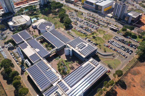 Retomado concurso público para vagas de nível superior e médio da Caesb